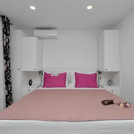 شقة Luxurious Jube *